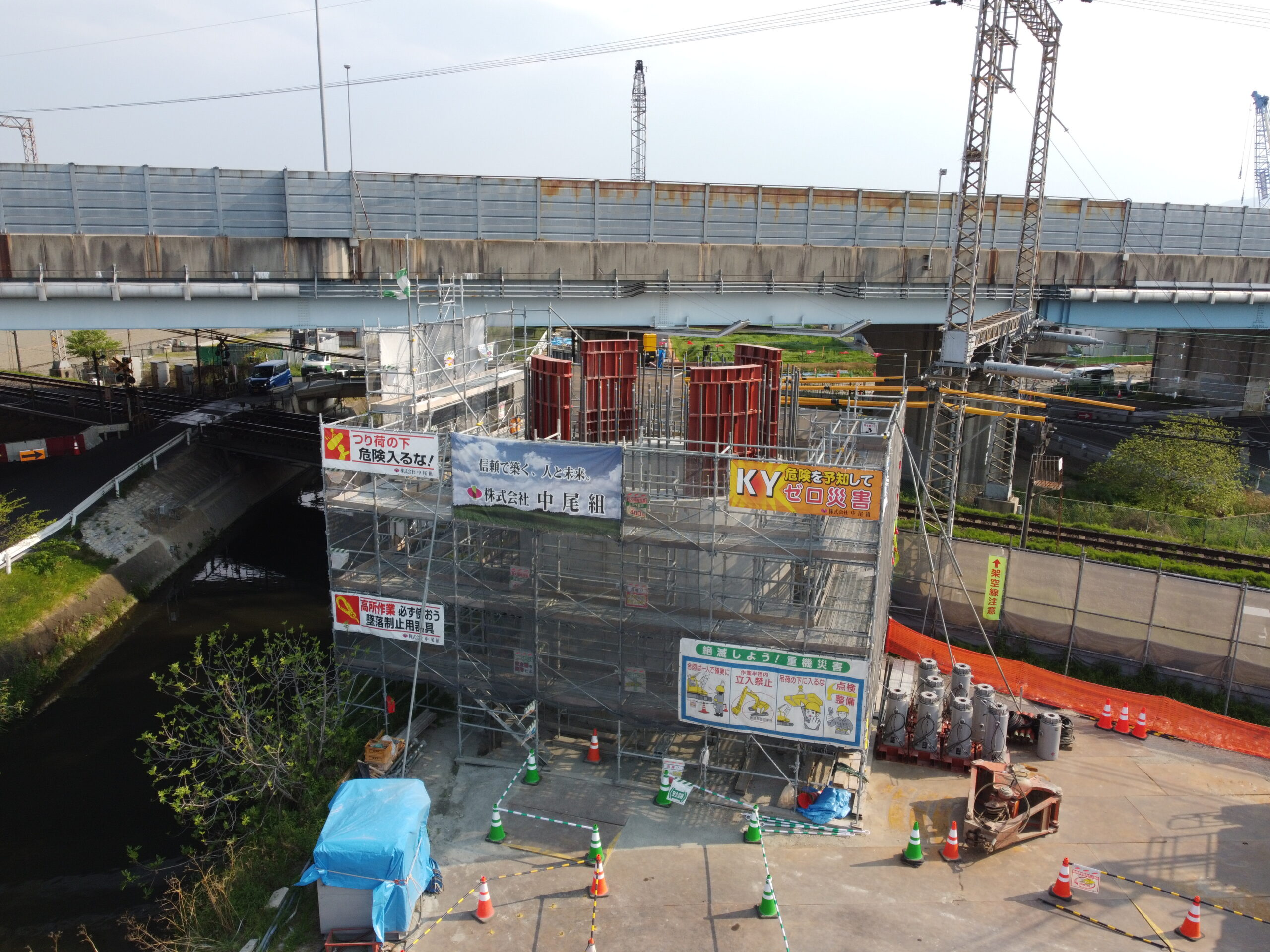 大和御所道路橿原高田ICランプ橋（AP20）下部工事