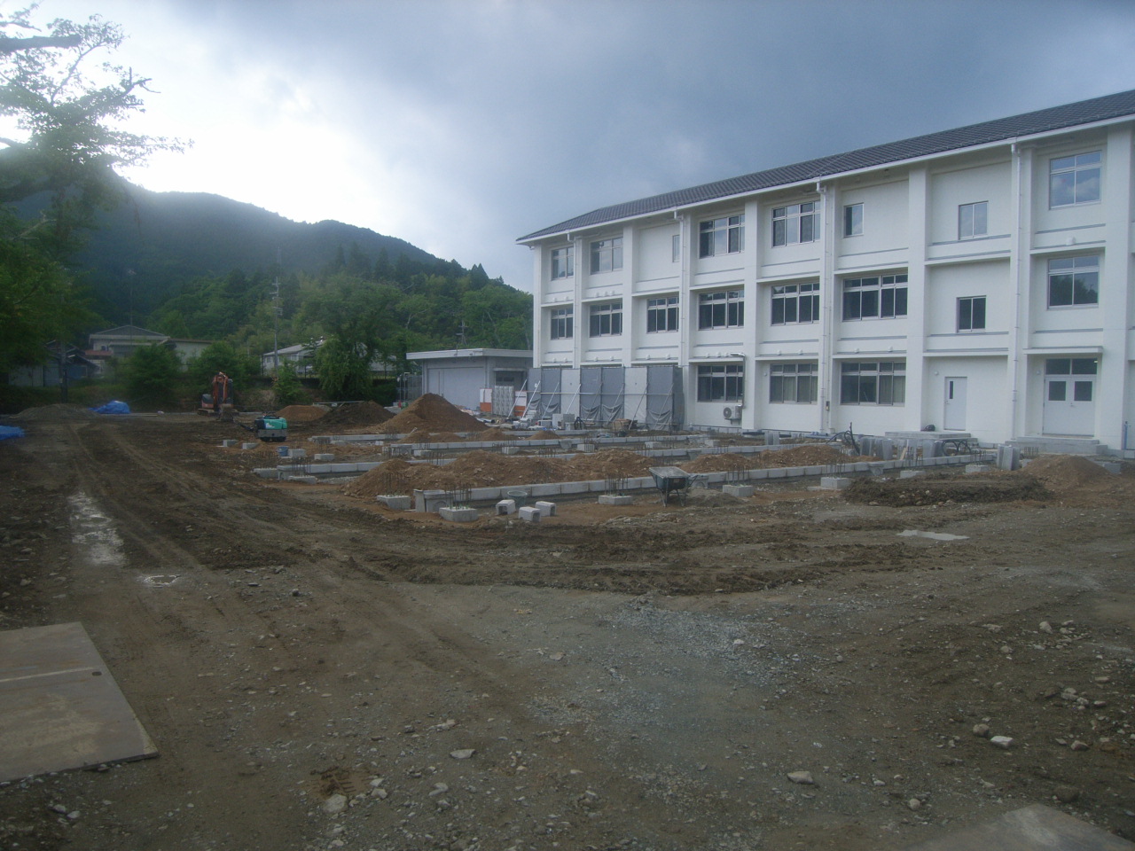 大宇陀高校管理特別教室棟外4棟改築工事(建築工事)
