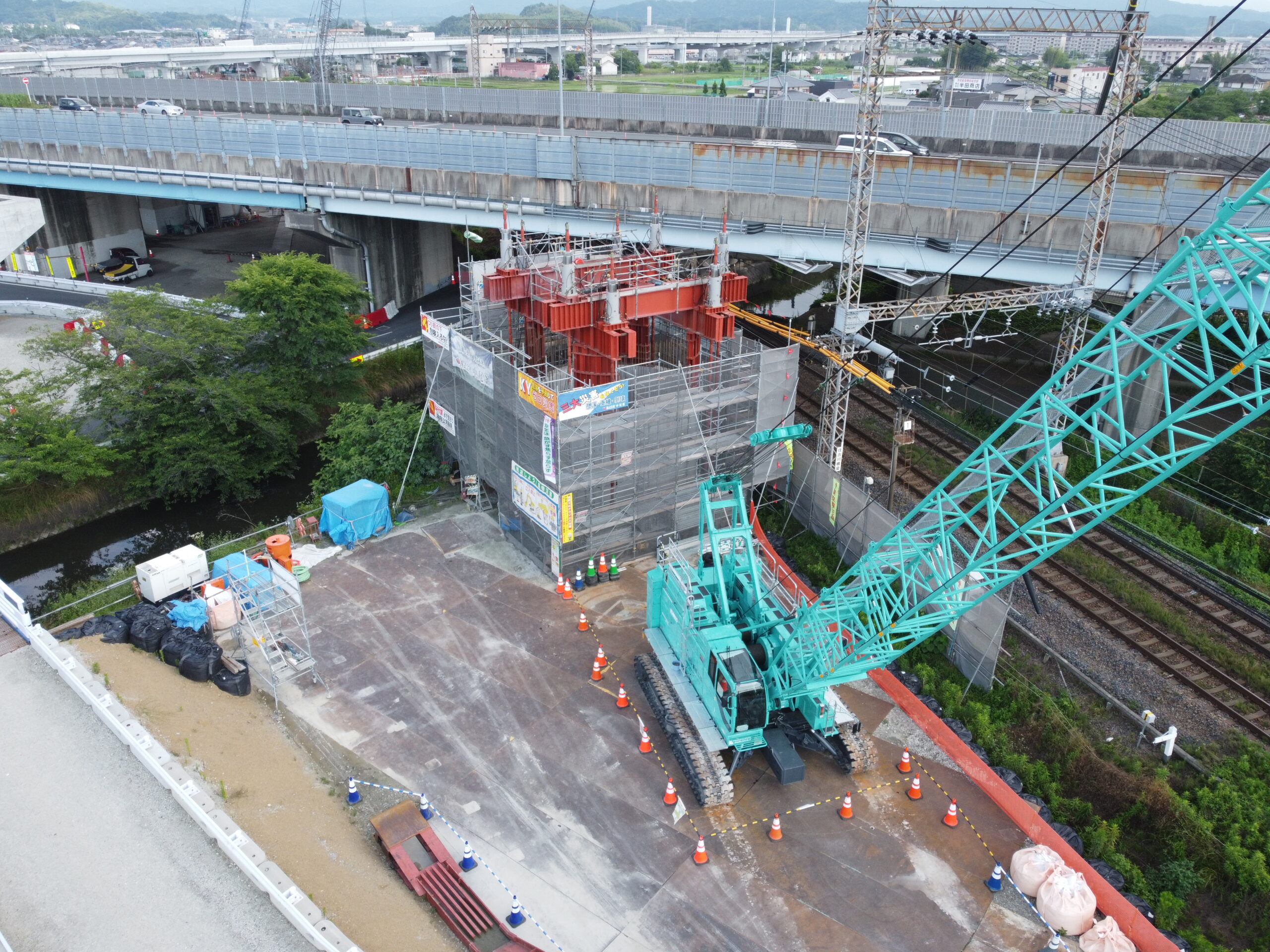 大和御所道路橿原高田ICランプ橋（AP20）下部工事
