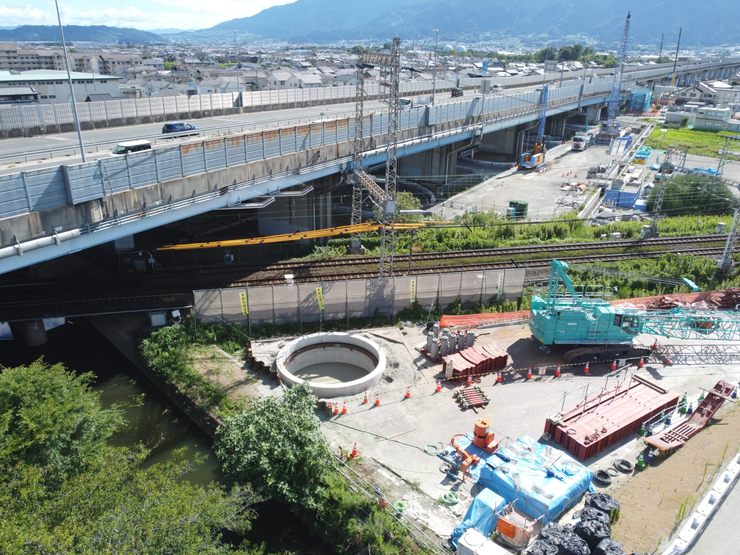 大和御所道路橿原高田ICランプ橋（AP20）下部工事