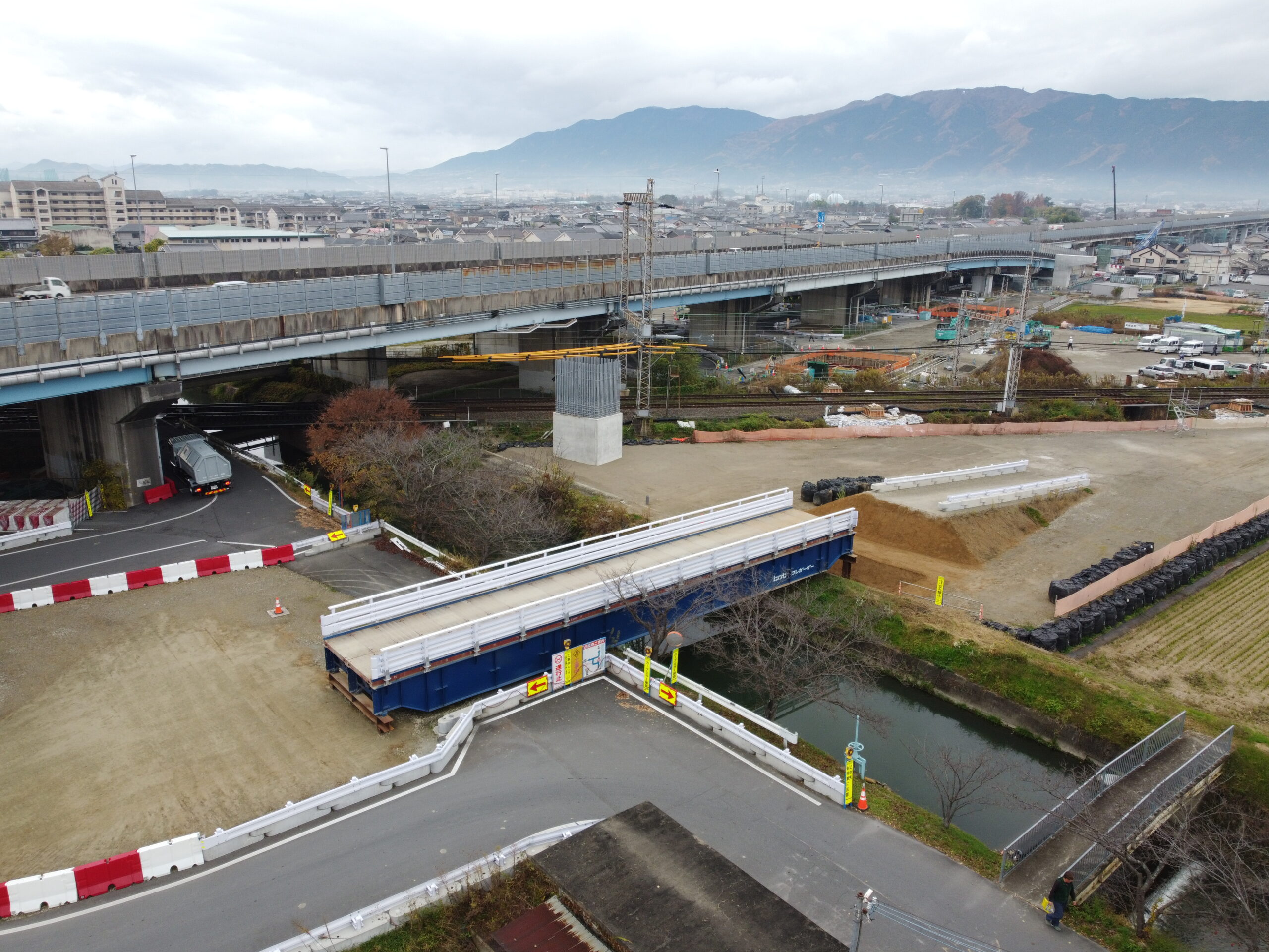 大和御所道路橿原高田ICランプ橋（AP20）下部工事