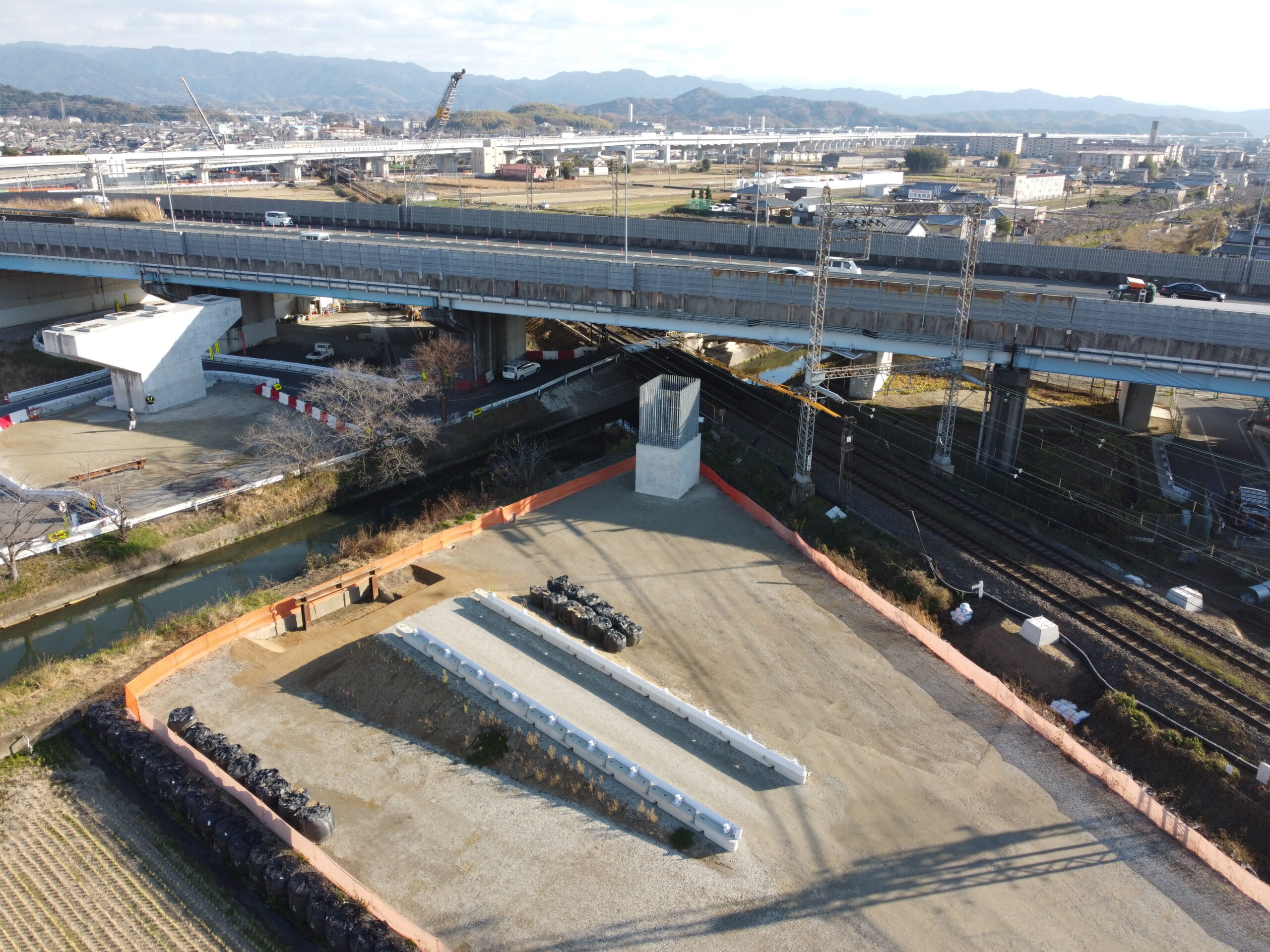 大和御所道路橿原高田ICランプ橋（AP20）下部工事