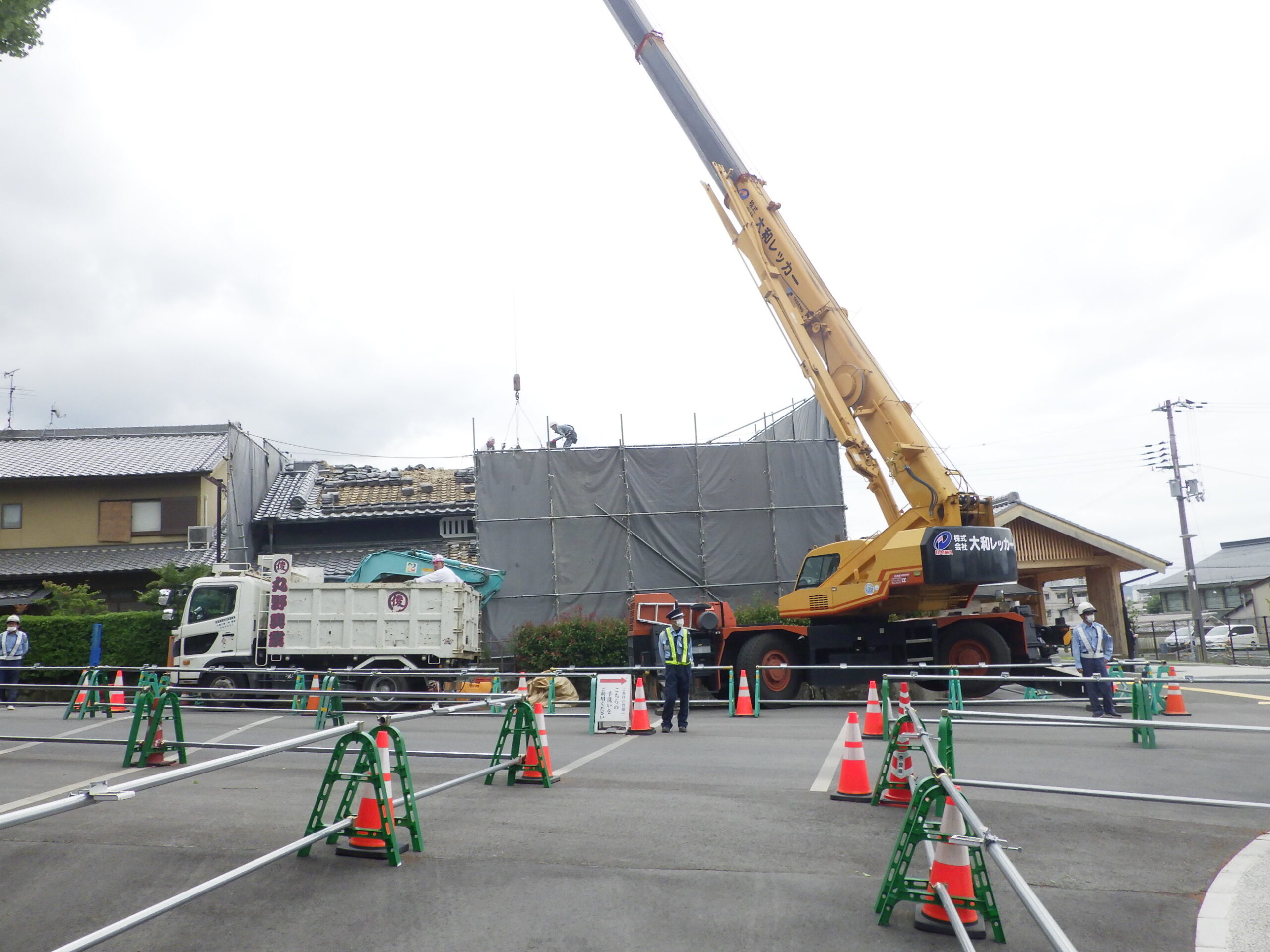 三輪山線　南側側道工事（無電柱化（都づくり））