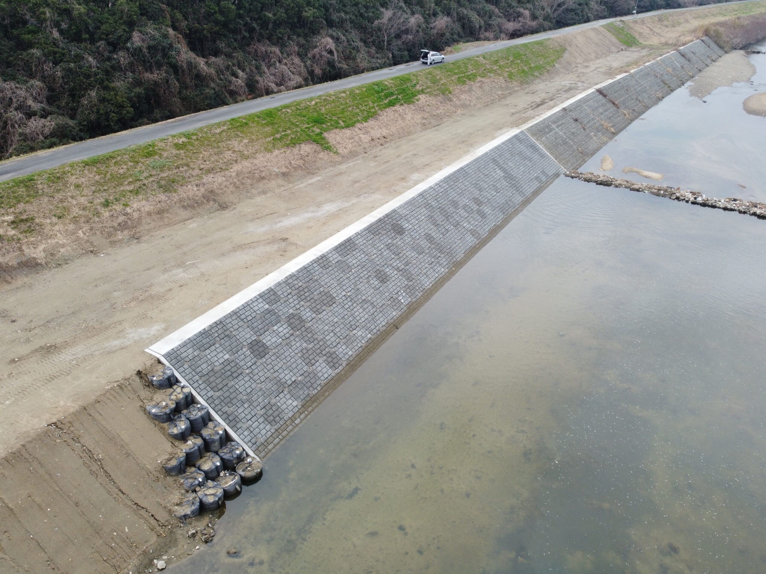 曽我川萱野地区低水護岸補修他工事vol.9