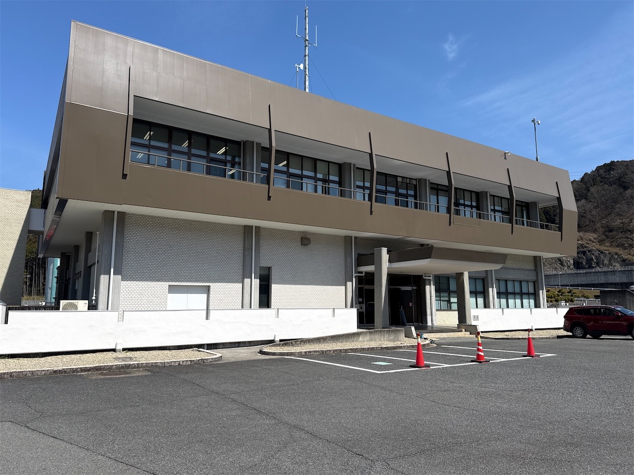 桜井浄水場管理本館修繕工事