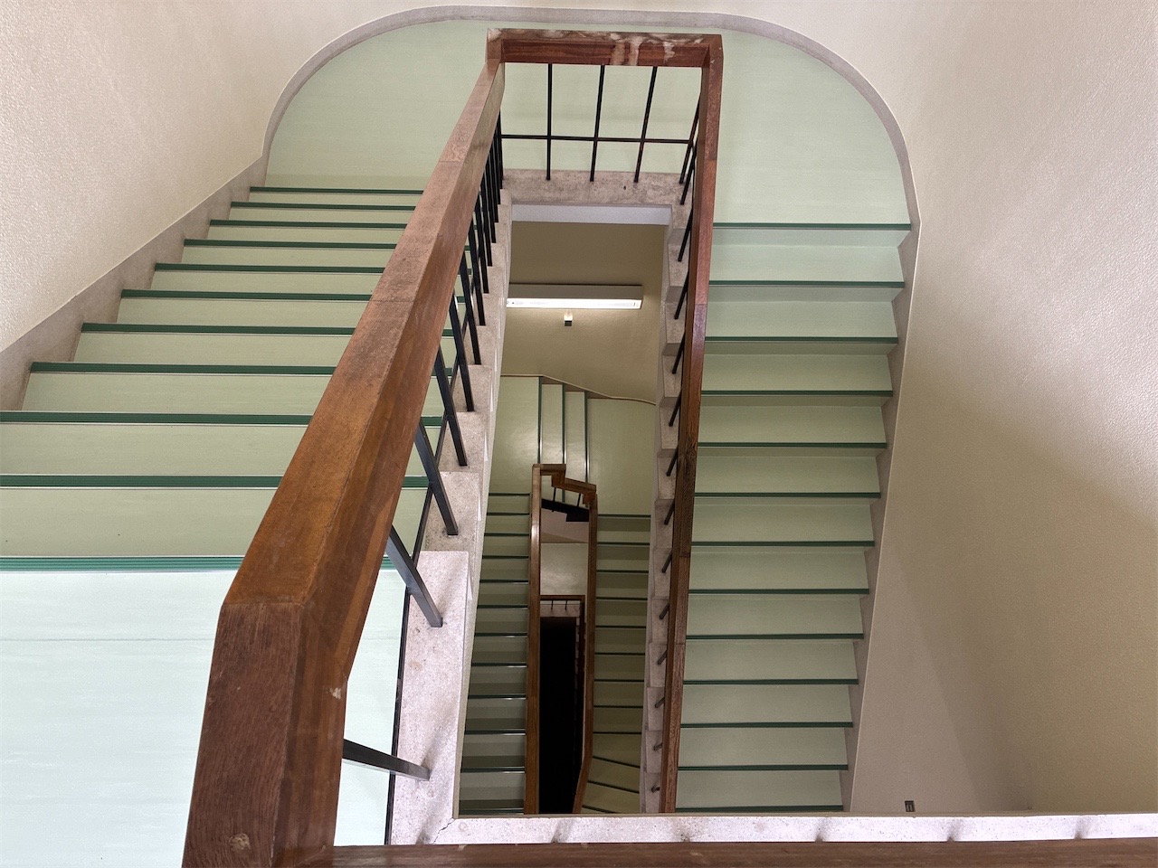 桜井浄水場管理本館修繕工事